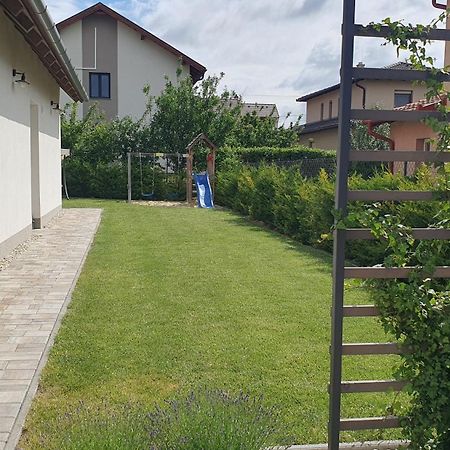 Relax Balaton Apartmanok Balatonfüred Esterno foto