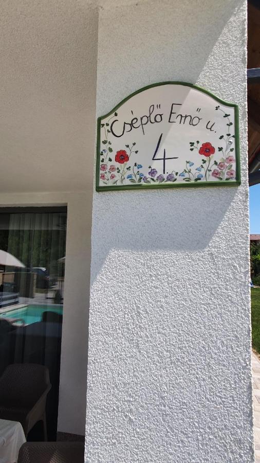 Relax Balaton Apartmanok Balatonfüred Esterno foto