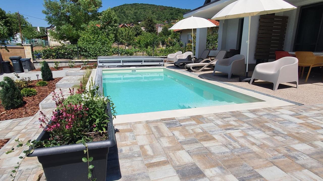 Relax Balaton Apartmanok Balatonfüred Esterno foto