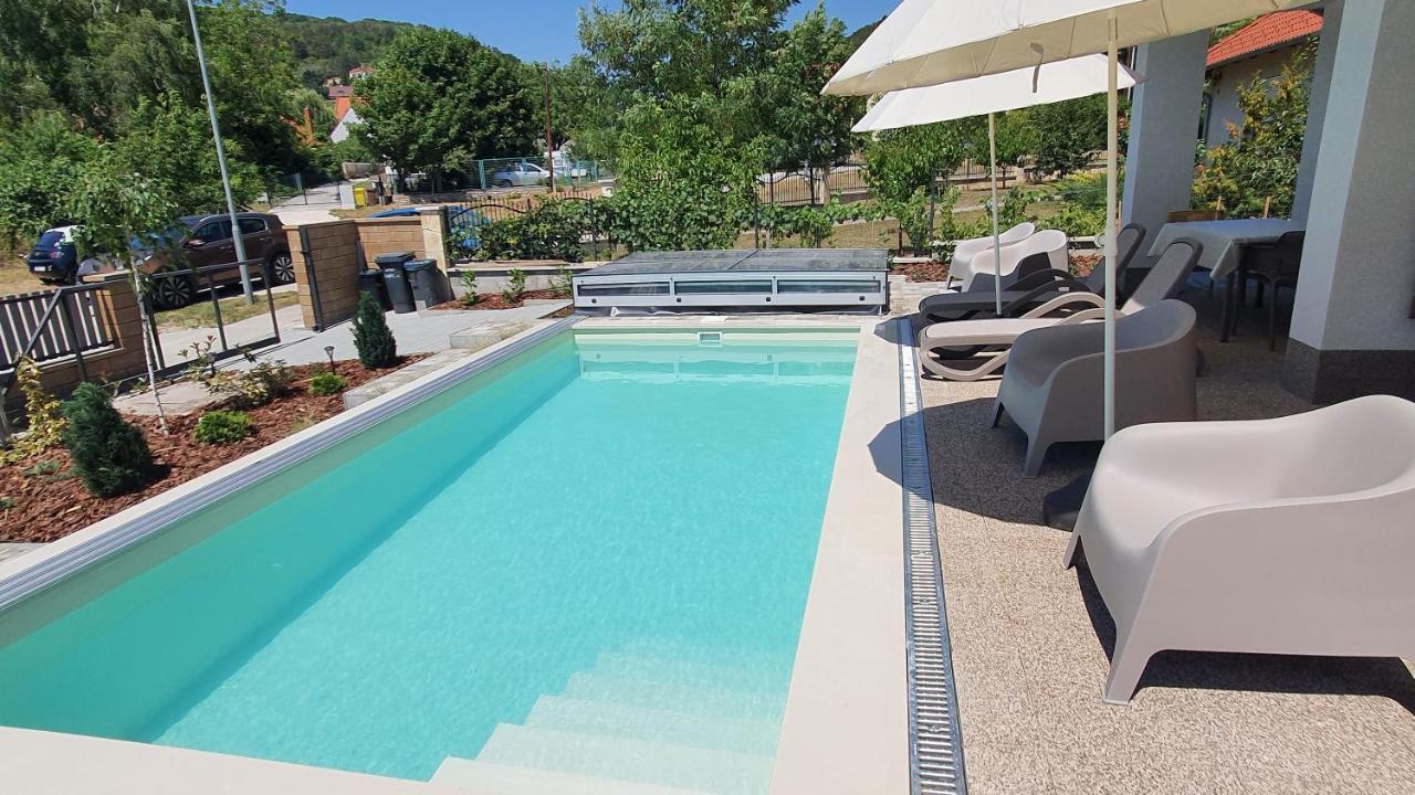 Relax Balaton Apartmanok Balatonfüred Esterno foto