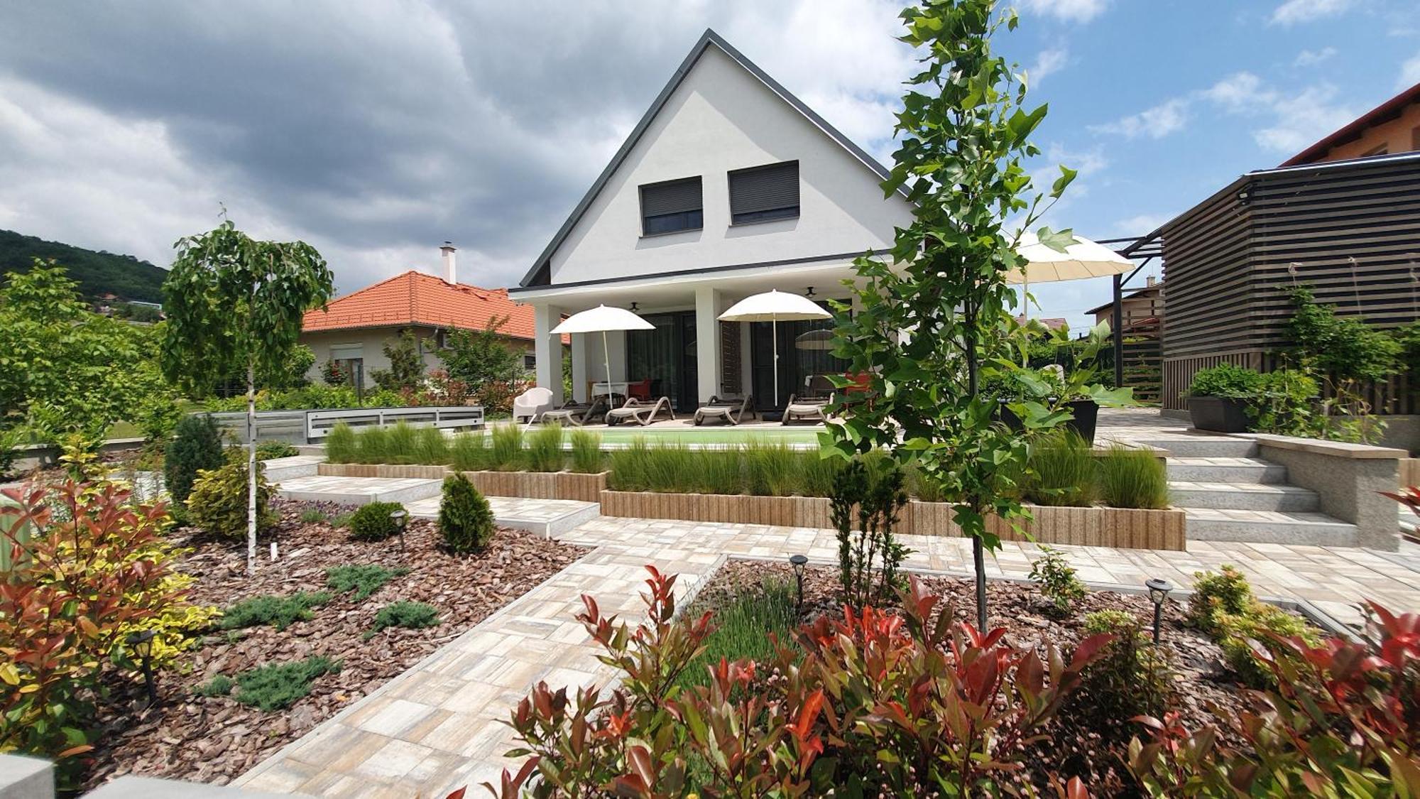 Relax Balaton Apartmanok Balatonfüred Esterno foto