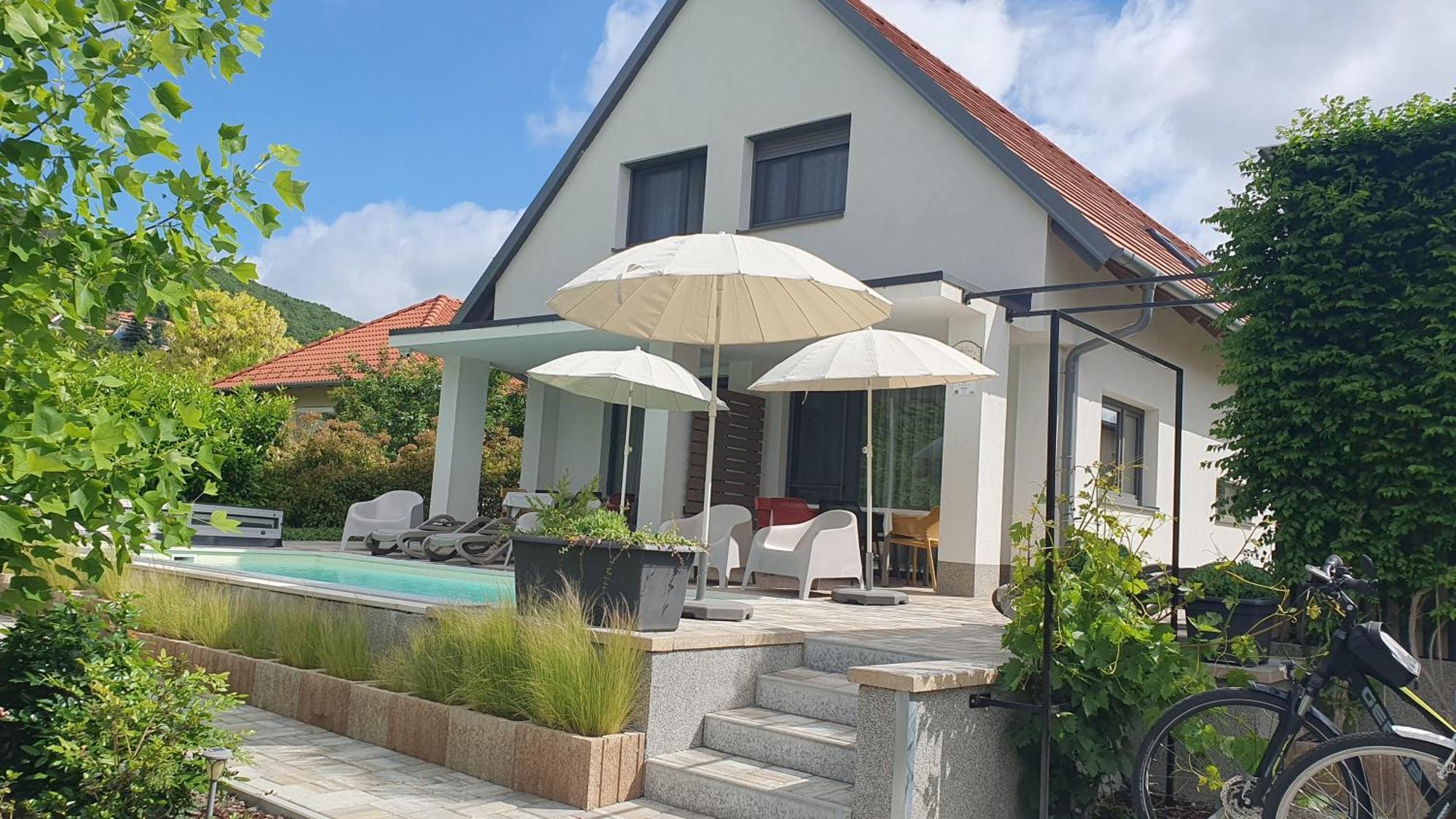 Relax Balaton Apartmanok Balatonfüred Esterno foto
