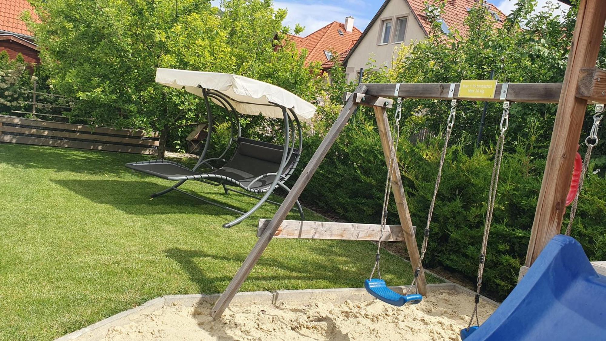 Relax Balaton Apartmanok Balatonfüred Esterno foto